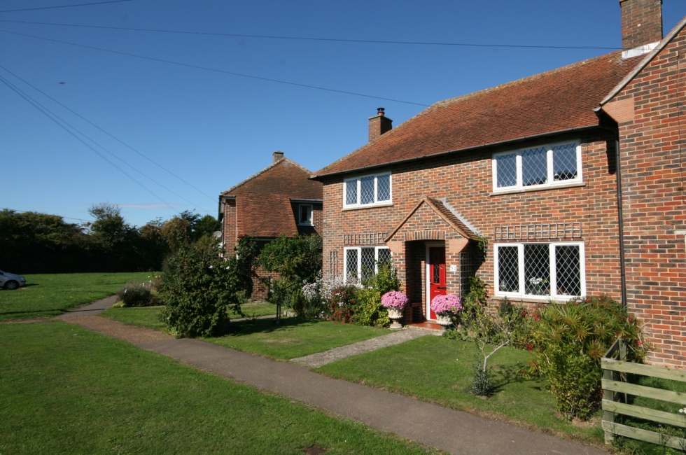 Property for Sale, West Wittering 52 Summerfield Road Baileys Estate